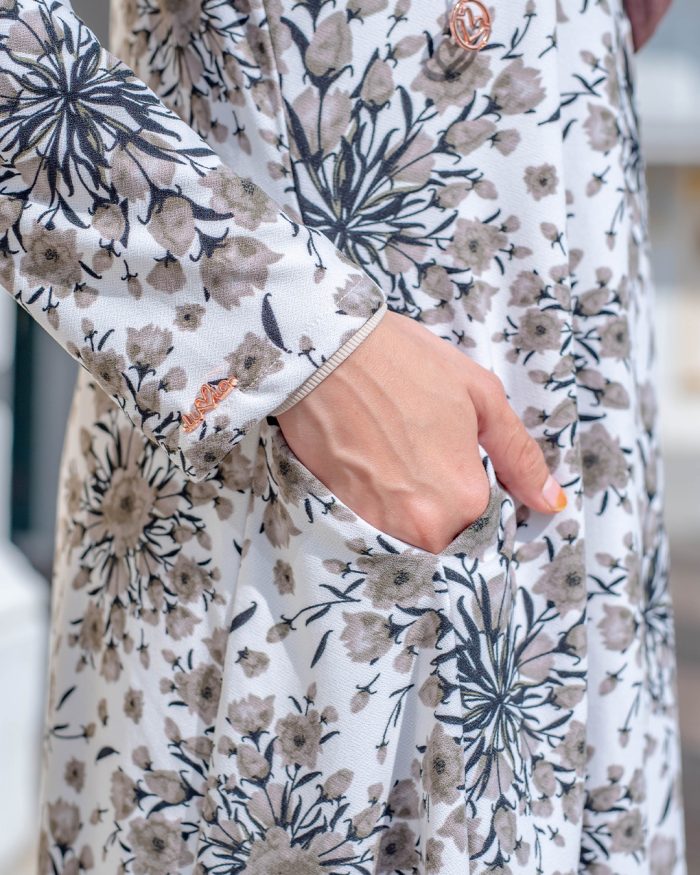 Baju Kurung Pahang Laura Printed - Jasmine Greyish - Image 4