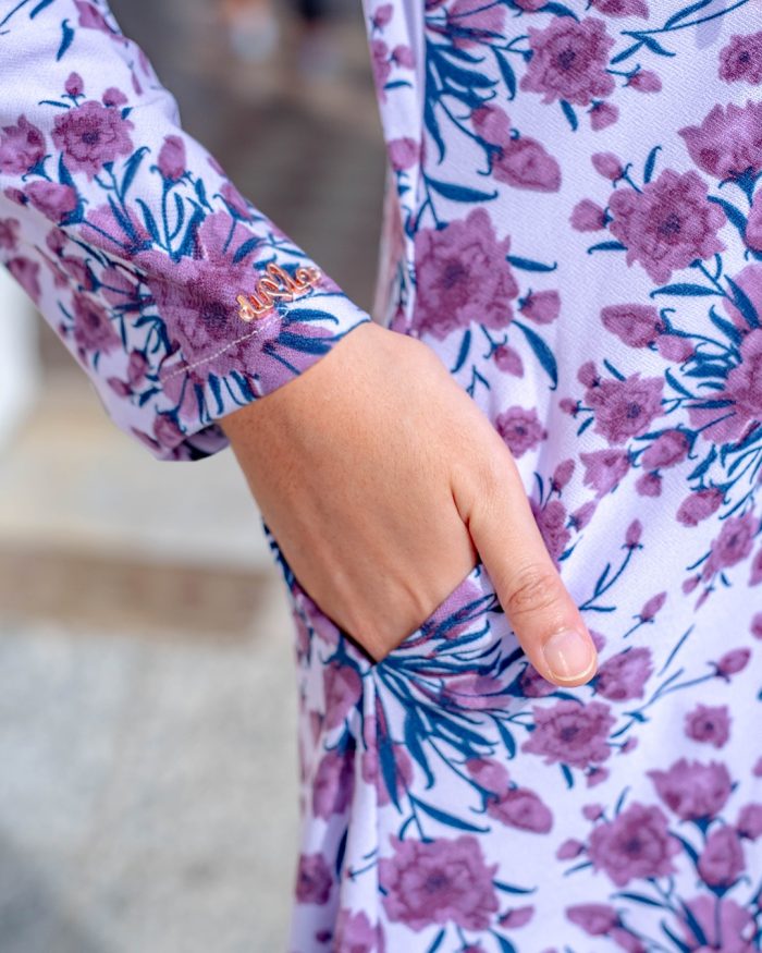 Baju Kurung Pahang Laura Printed - Jasmine Lilac - Image 4