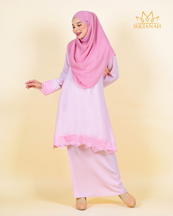 Baju Kurung Riau Lace Saloma - Light Pink