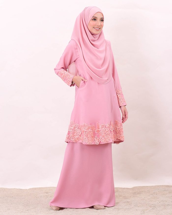 Baju Kurung Lace Majeeda - Pink Coral