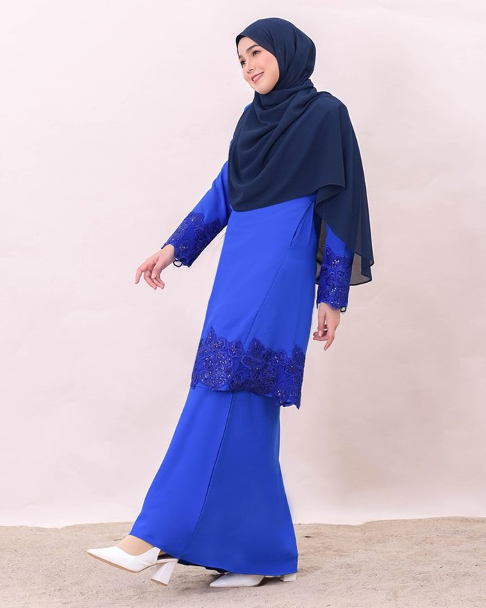 Baju Kurung Lace Majeeda - Royal Blue - Image 2