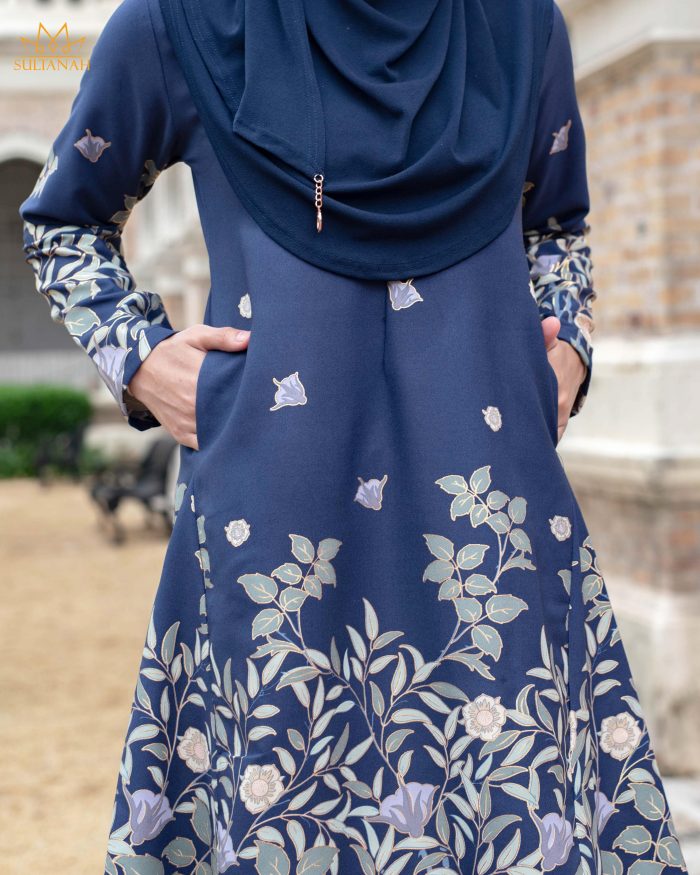 Baju Kurung Pahang Gold Line Radwa - Navy Blue - Image 4