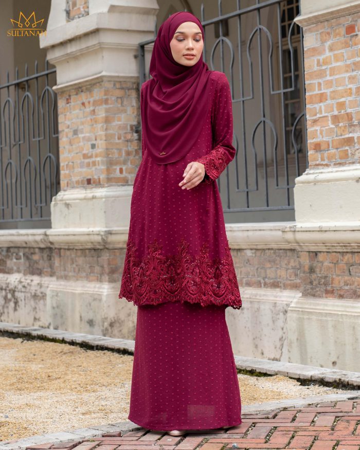 Baju Kurung Pahang Lace Ramadhani - Burgundy Red