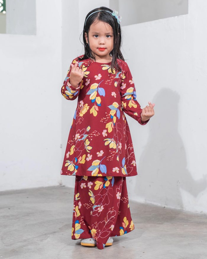 Baju Kurung Pahang Laura Printed Kids - Calynia Maroon