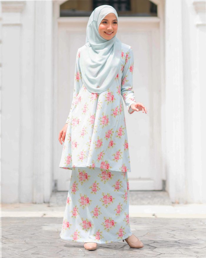 Baju Kurung Pahang Laura Printed - Rosy Minty - Image 2