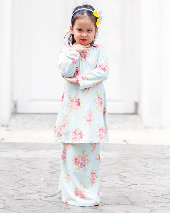 Baju Kurung Pahang Laura Printed Kids - Rosy Minty - Image 2