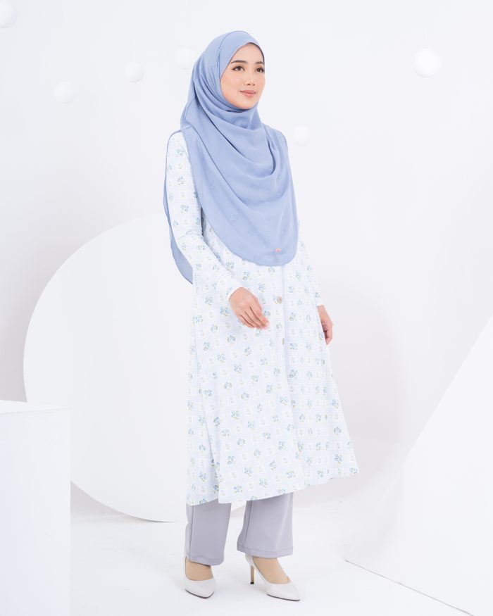 Medi Dress Lorna Printed - Aurora Blue - Image 2