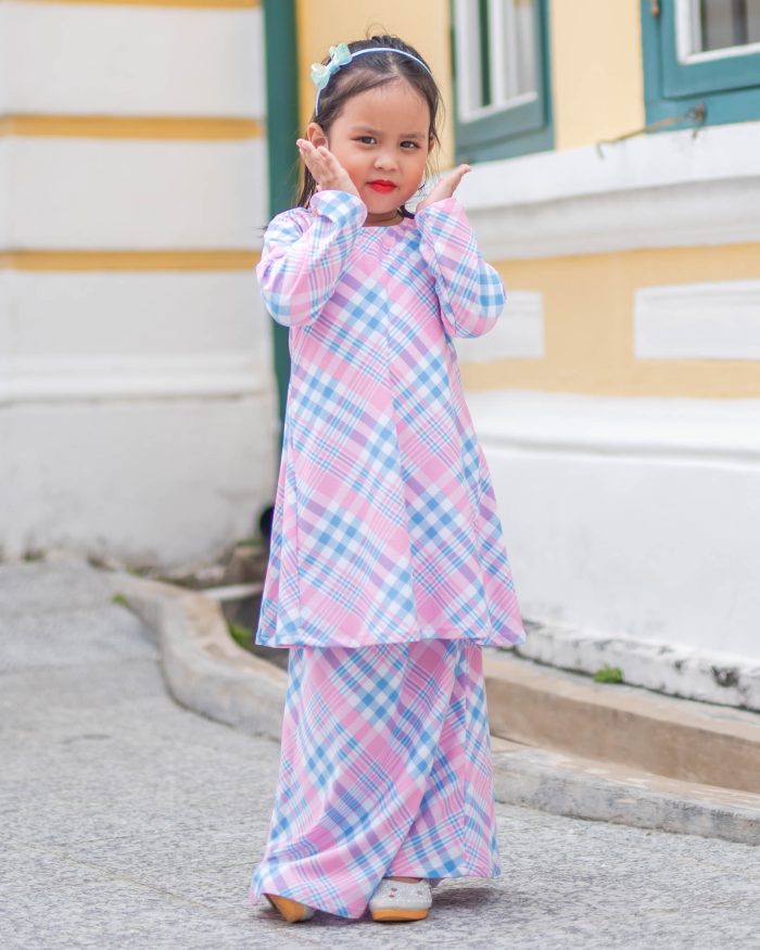 Baju Kurung Pahang Laura Printed Kids - Gingham Love - Image 2