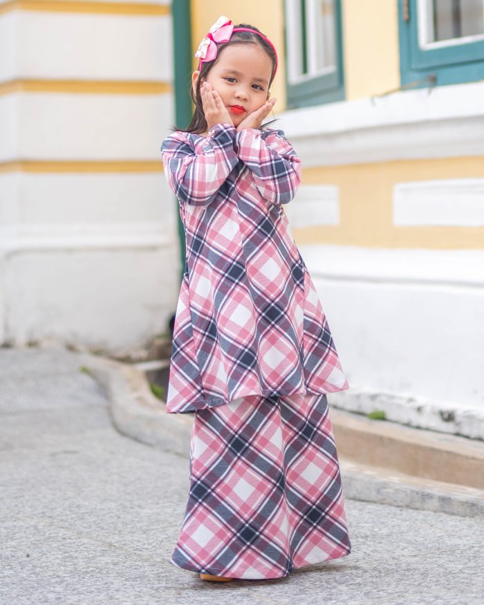 Baju Kurung Pahang Laura Printed Kids - Rocky Gingham - Image 2