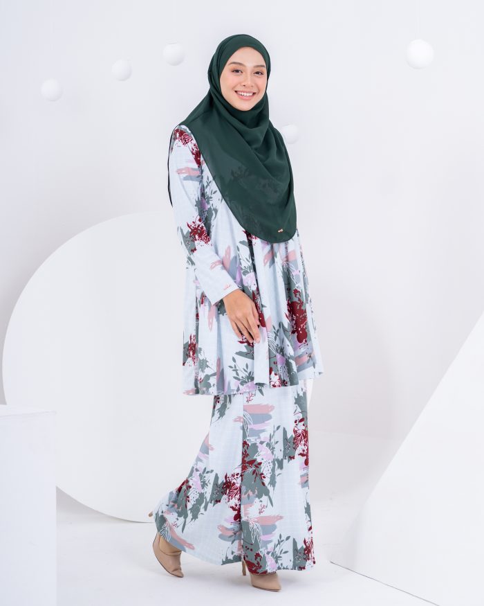 Baju Kurung Barbie Laciana - Margot Olive - Image 2