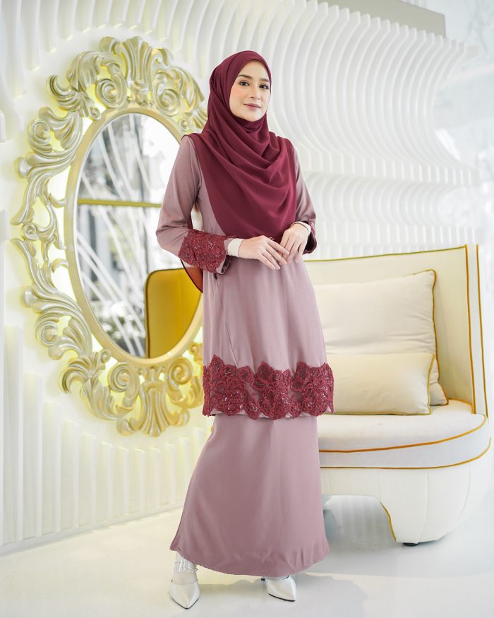 Baju Kurung Pahang Majeeda 2.0 - Mauve Taupe - Image 2