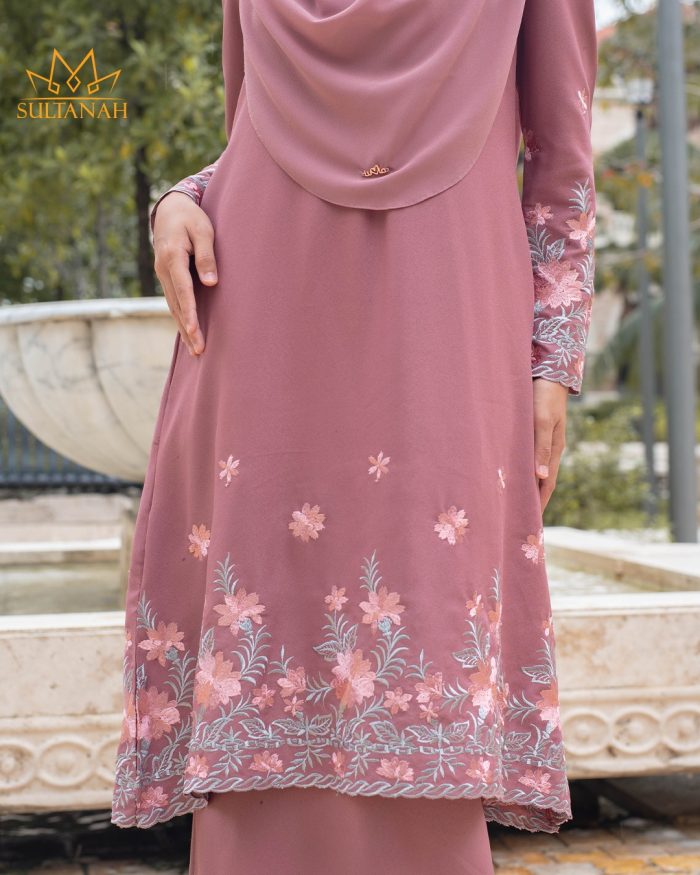 Baju Kurung Riau Puffy Sulam Kemboja - Faded Rose - Image 4