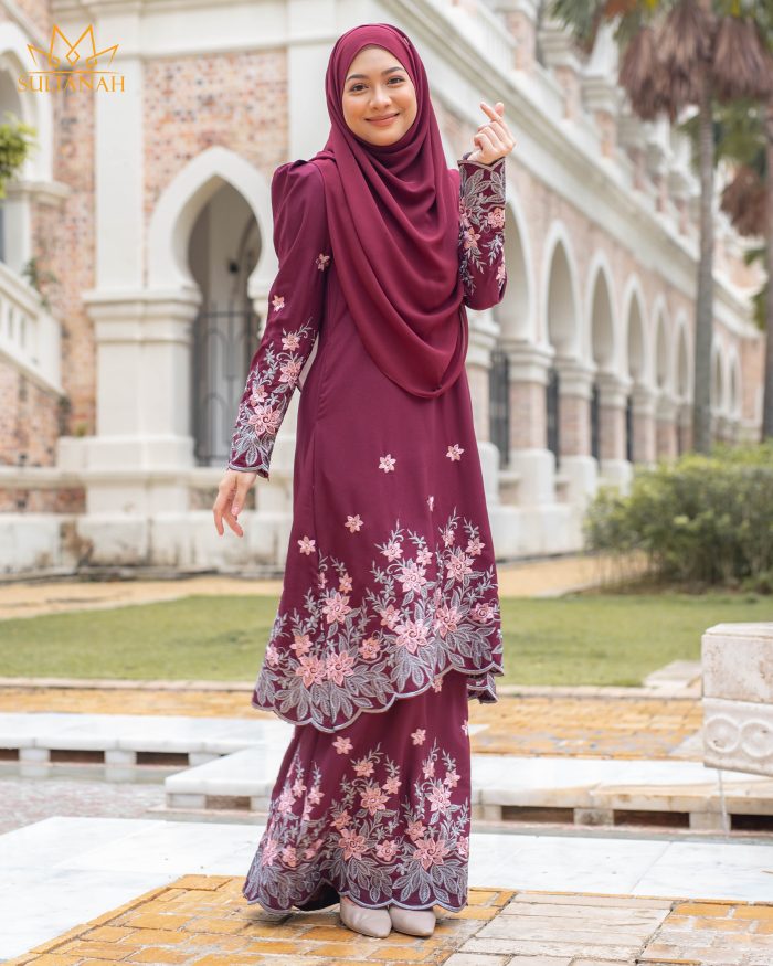 Baju Kurung Riau Puffy Sulam Kuntum - Maroon