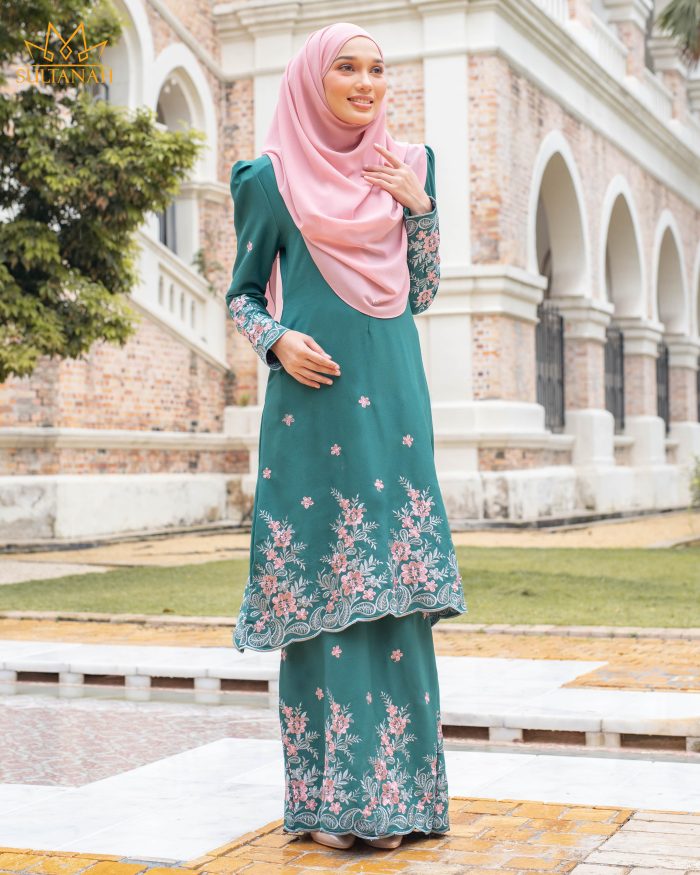 Baju Kurung Riau Puffy Sulam Melati - Pine Green - Image 2