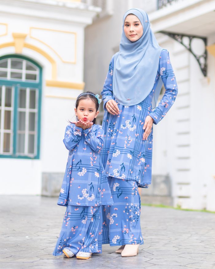 Baju Kurung Pahang Laura Printed Kids - Fairytale Hortensia - Image 3