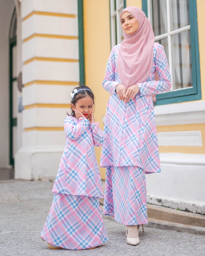 Baju Kurung Pahang Laura Printed Kids - Gingham Love - Image 3