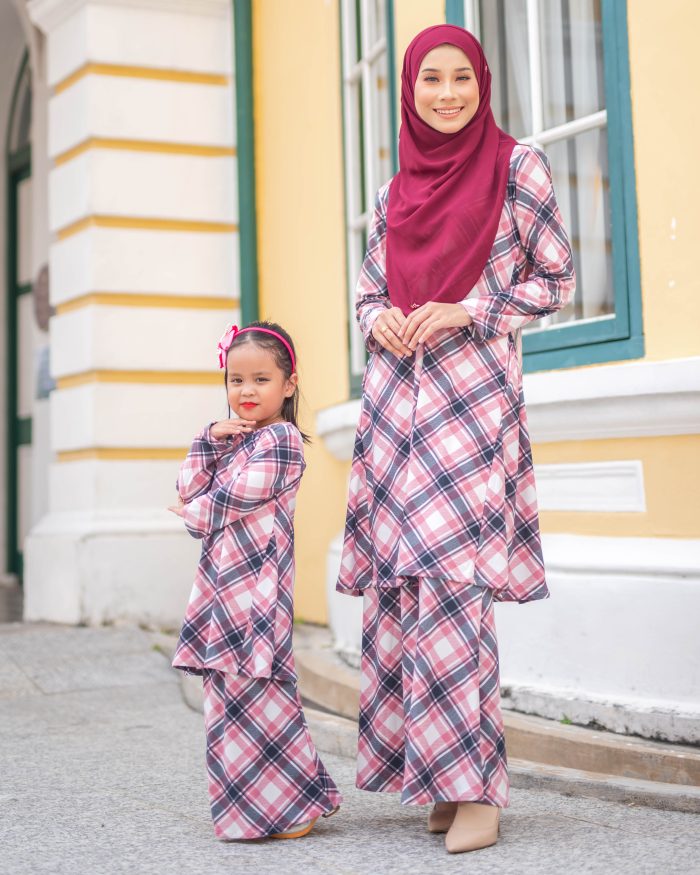 Baju Kurung Pahang Laura Printed Kids - Rocky Gingham - Image 3