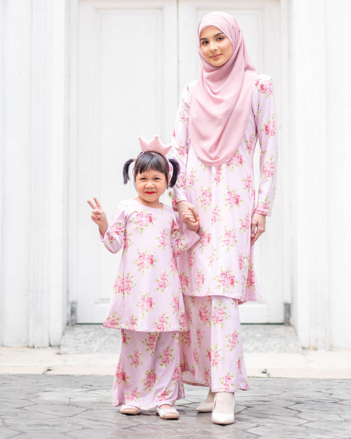 Baju Kurung Pahang Laura Printed Kids - Rosy Pink - Image 3