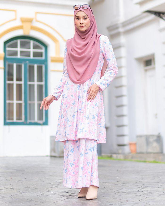 Baju Kurung Pahang Laura Printed - Sweet Spring