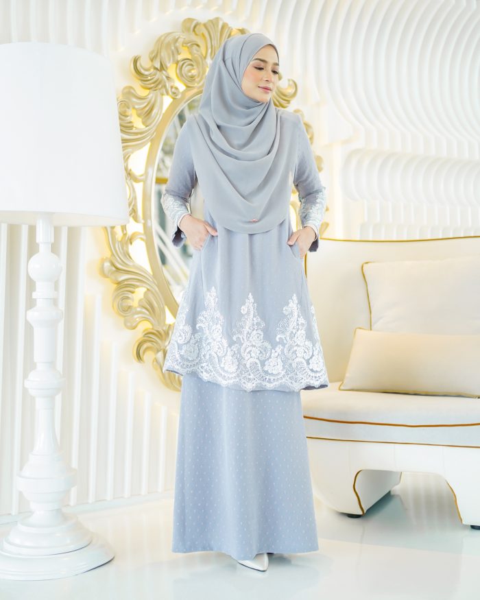 Baju Kurung Pahang Lace Ramadhani 2.0 - Ash Grey - Image 3