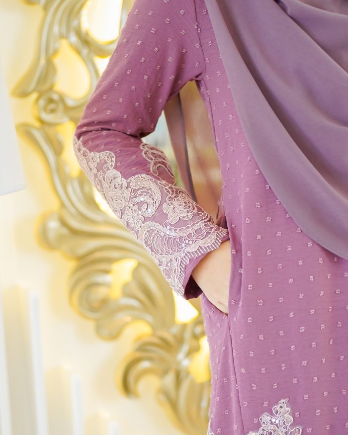 Baju Kurung Moden Lace Ratu - Orchid Purple - Image 6