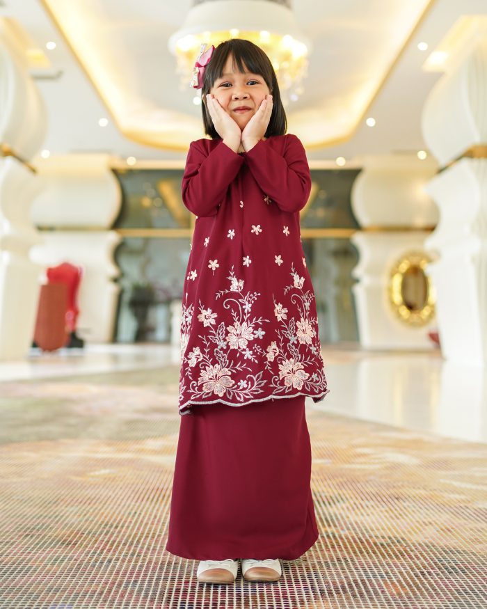 Baju Kurung Riau Sulam Rasheeda Kids - Currant Maroon