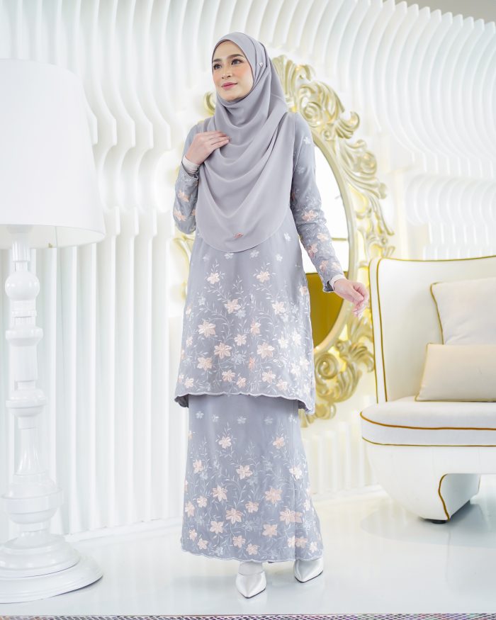 Baju Kurung Riau Sulam Rasyiqah - Cloud Grey - Image 2