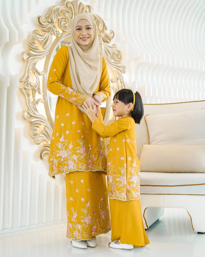 Baju Kurung Riau Sulam Rasheeda - Canary Mustard - Image 6