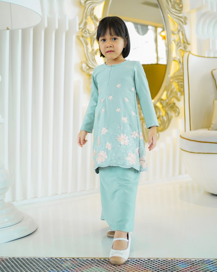 Baju Kurung Riau Sulam Rasheeda Kids - Mint Green