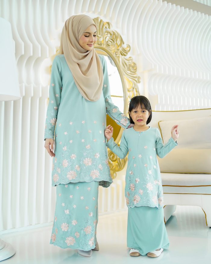 Baju Kurung Riau Sulam Rasheeda - Mint Green - Image 6