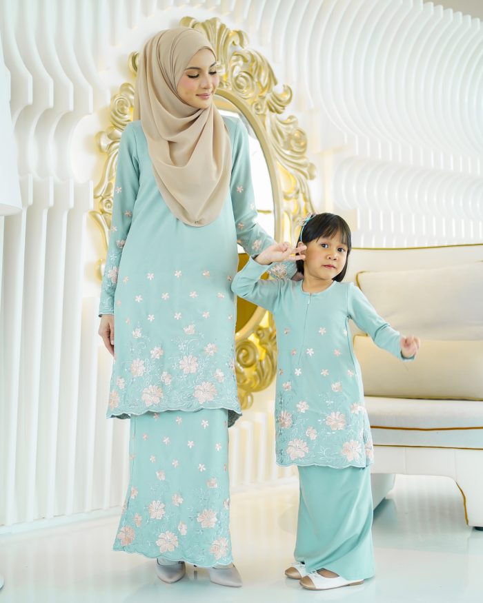 Baju Kurung Riau Sulam Rasheeda Kids - Mint Green - Image 5