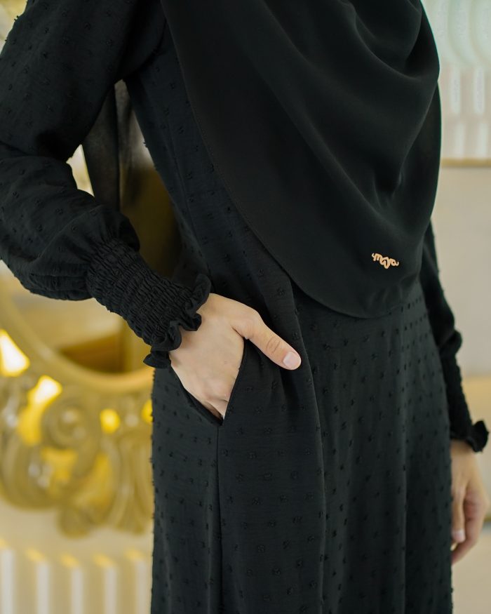 Dress Ruffle Rosalinda - Jade Black - Image 4