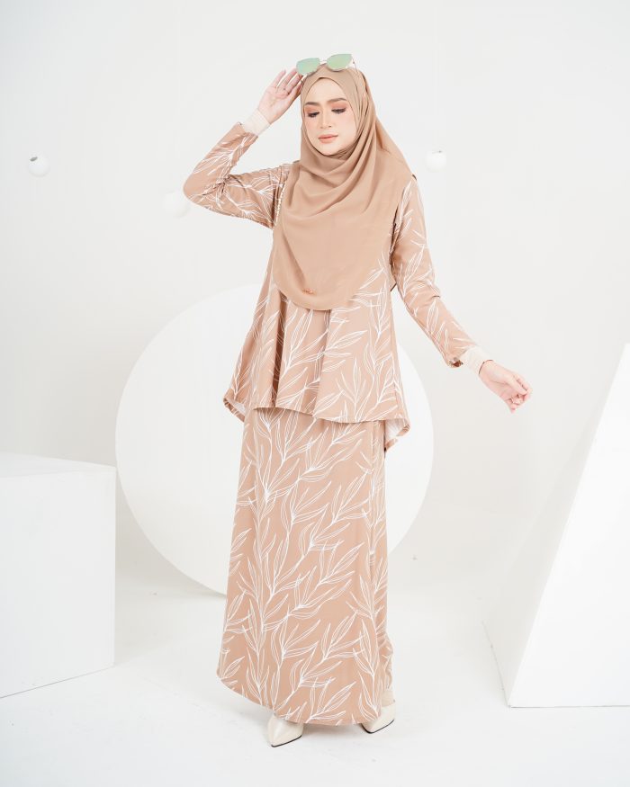 Baju Kurung Lola Printed 2.0 - Aspen Brown - Image 2