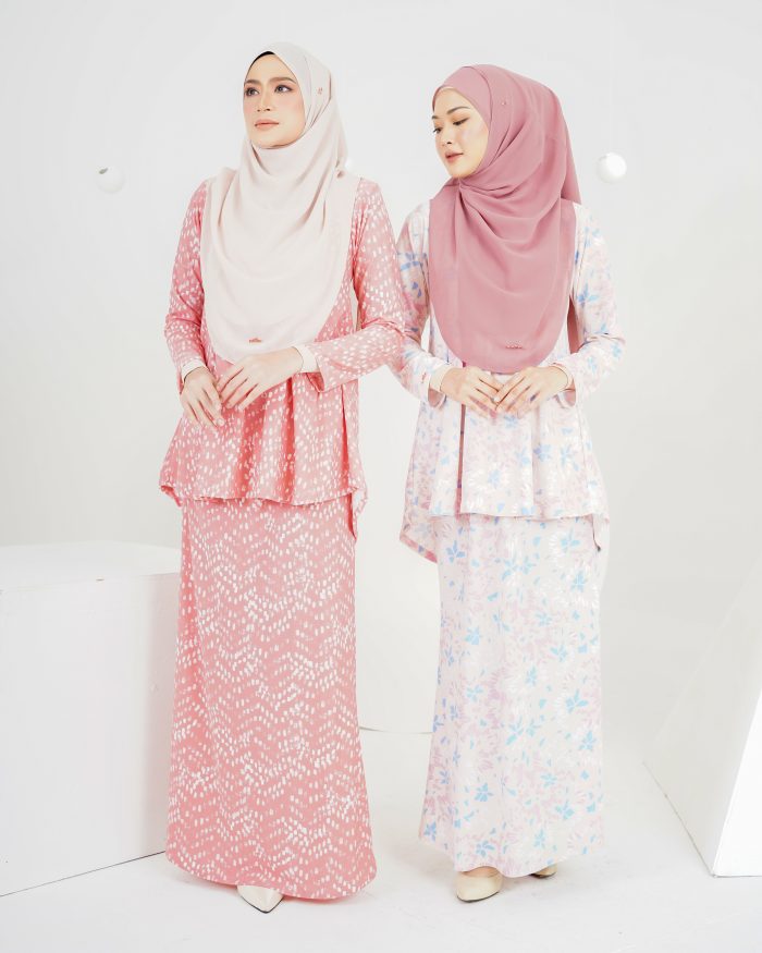 Baju Kurung Lola Printed Kids 2.0 - Salmon Monet - Image 4