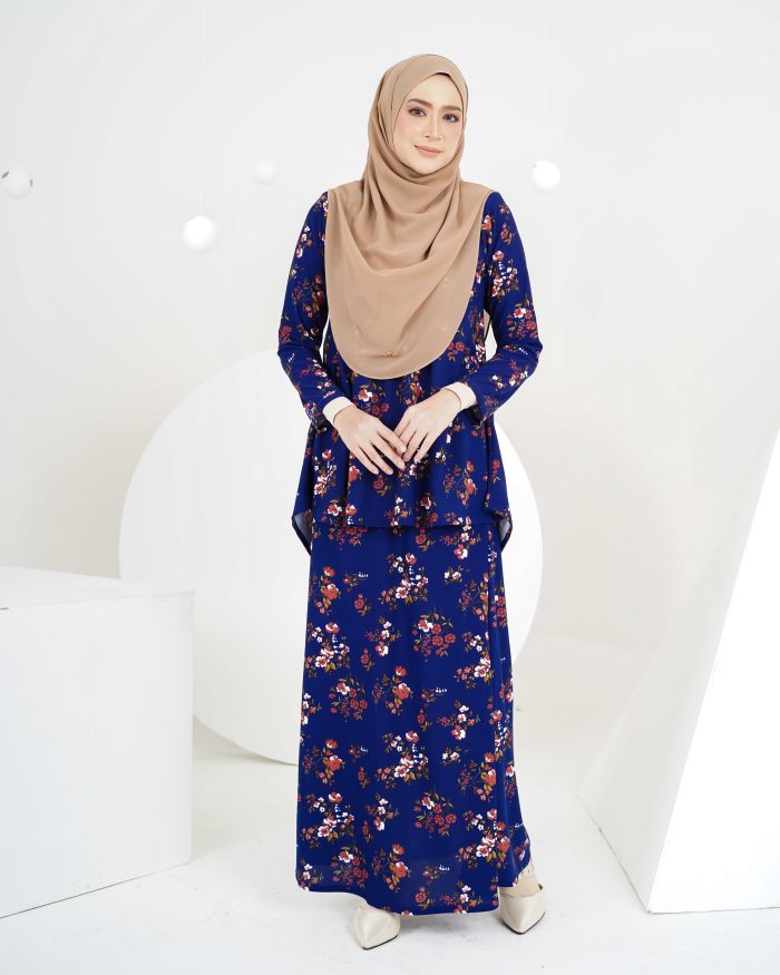 Baju Kurung Lola Printed 2.0 - Dianthus Blue - Image 2