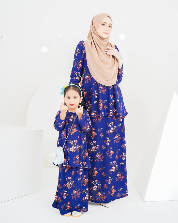 Baju Kurung Lola Printed Kids 2.0 - Dianthus Blue - Image 3