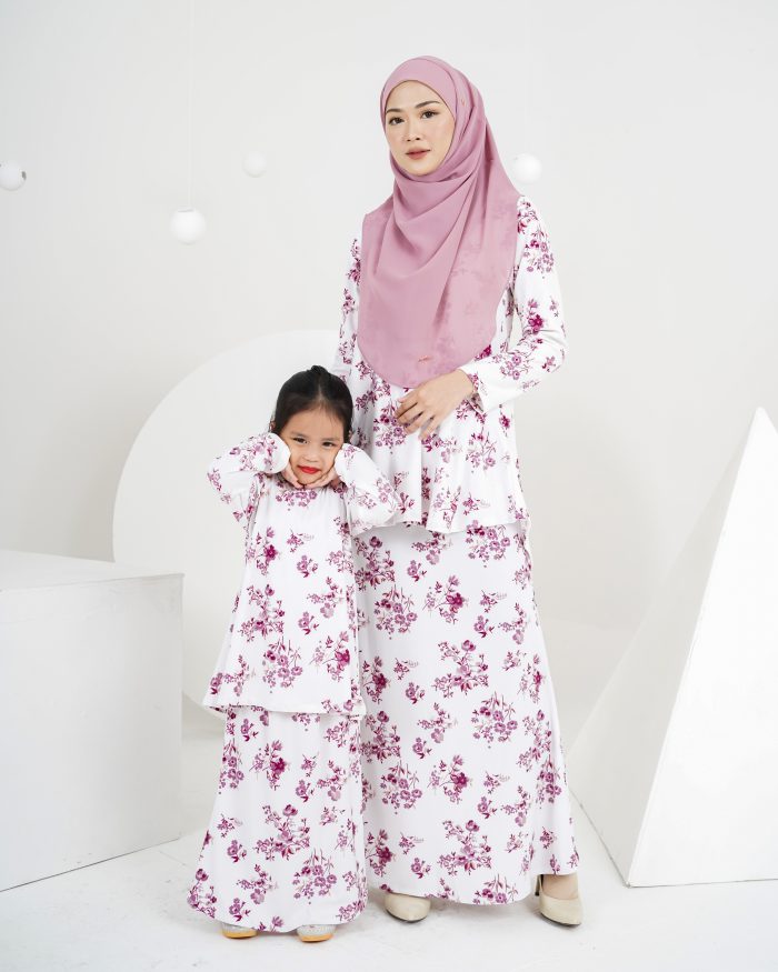 Baju Kurung Lola Printed Kids 2.0 - Dianthus Offwhite - Image 4