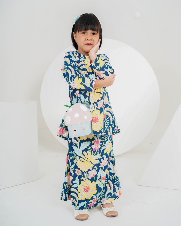 Baju Kurung Lola Printed Kids 2.0 - Batik Winter - Image 3