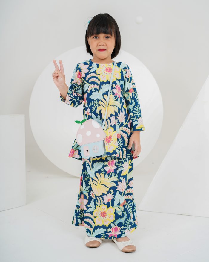 Baju Kurung Lola Printed Kids 2.0 - Batik Winter - Image 2