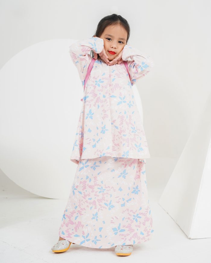 Baju Kurung Lola Printed Kids 2.0 - Sweet Spring - Image 2