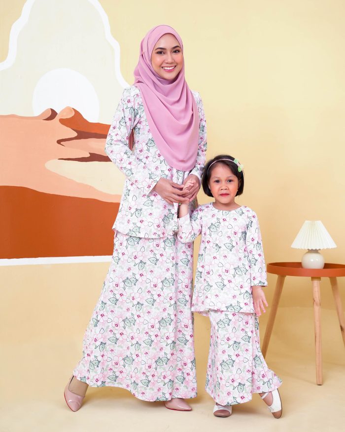 Baju Kurung Lola Printed 2.0 - Allium Delight - Image 5
