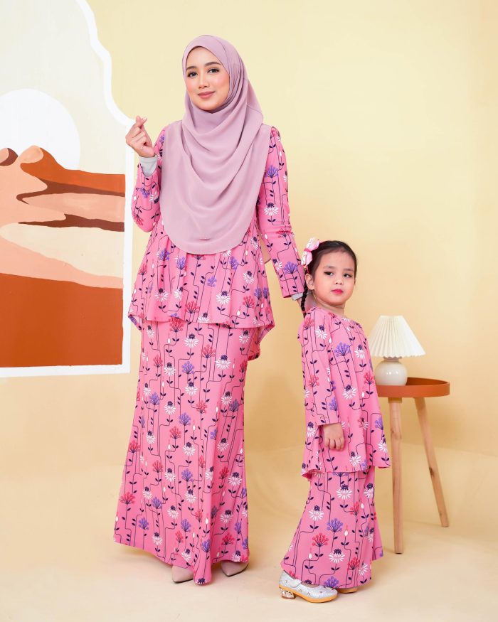 Baju Kurung Lola Printed Kids 2.0 - Amary Pink - Image 4