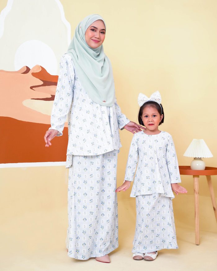 Baju Kurung Lola Printed 2.0 - Aurora Blue - Image 6