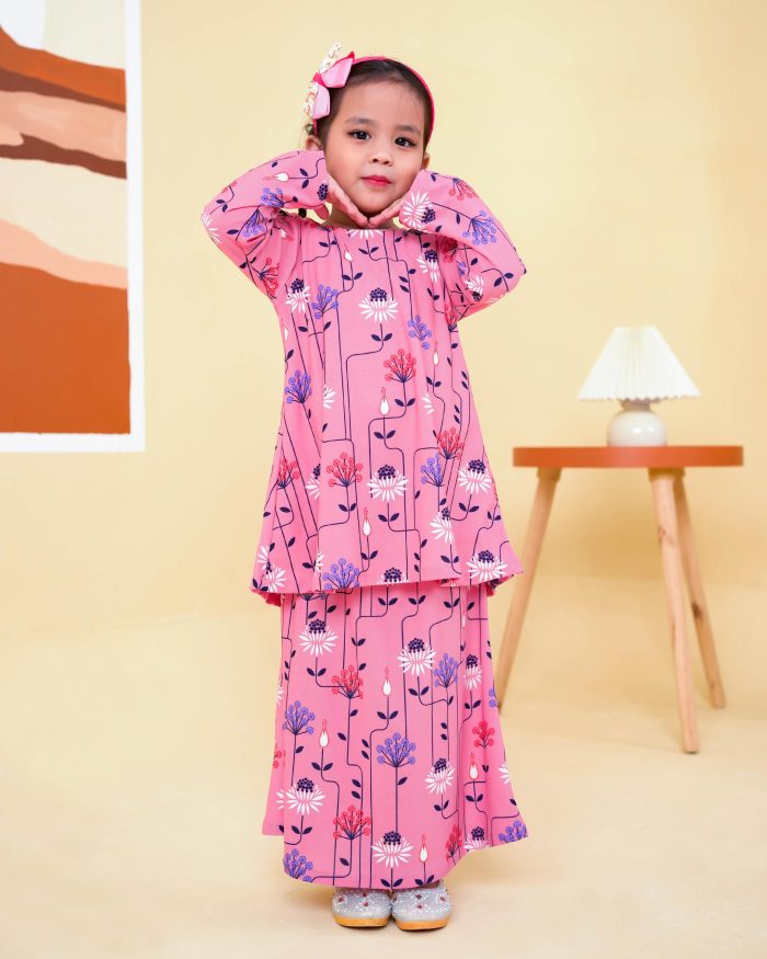 Baju Kurung Lola Printed Kids 2.0 - Amary Pink - Image 3