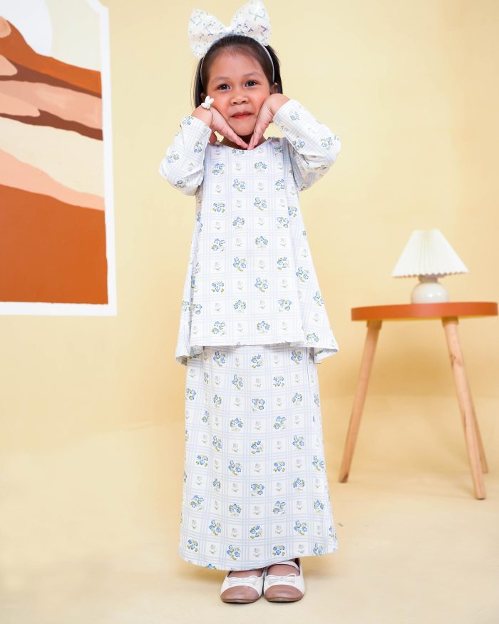 Baju Kurung Lola Printed Kids 2.0 - Aurora Blue - Image 3