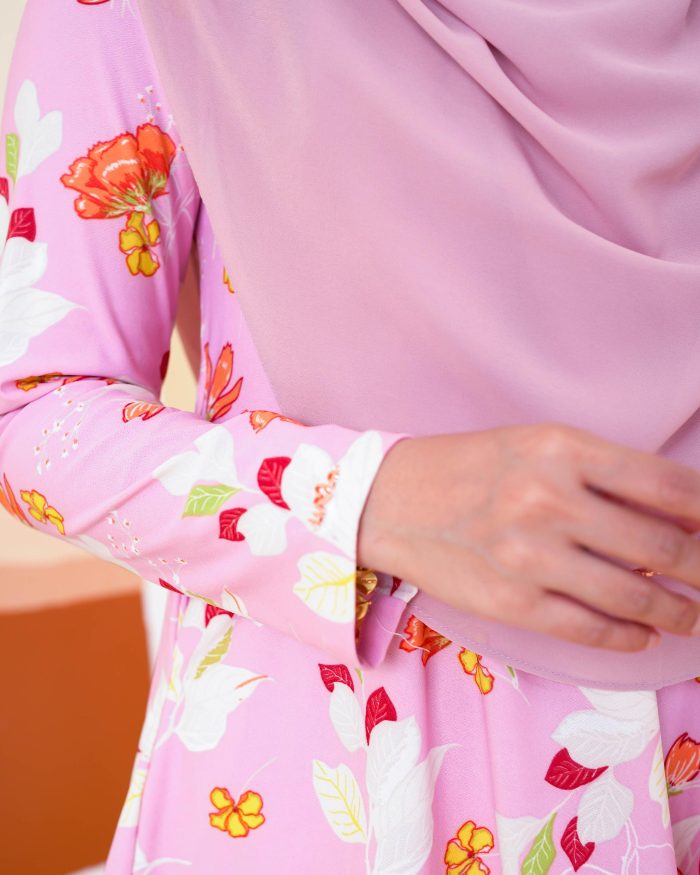 Baju Kurung Lola Printed 2.0 - Calynia Pink - Image 5