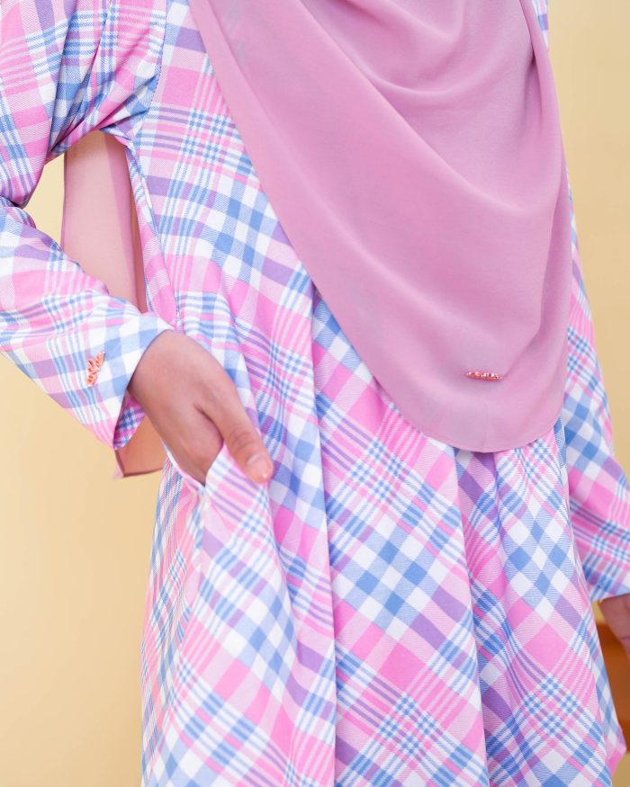 Baju Kurung Lola Printed 2.0 - Gingham Love - Image 4