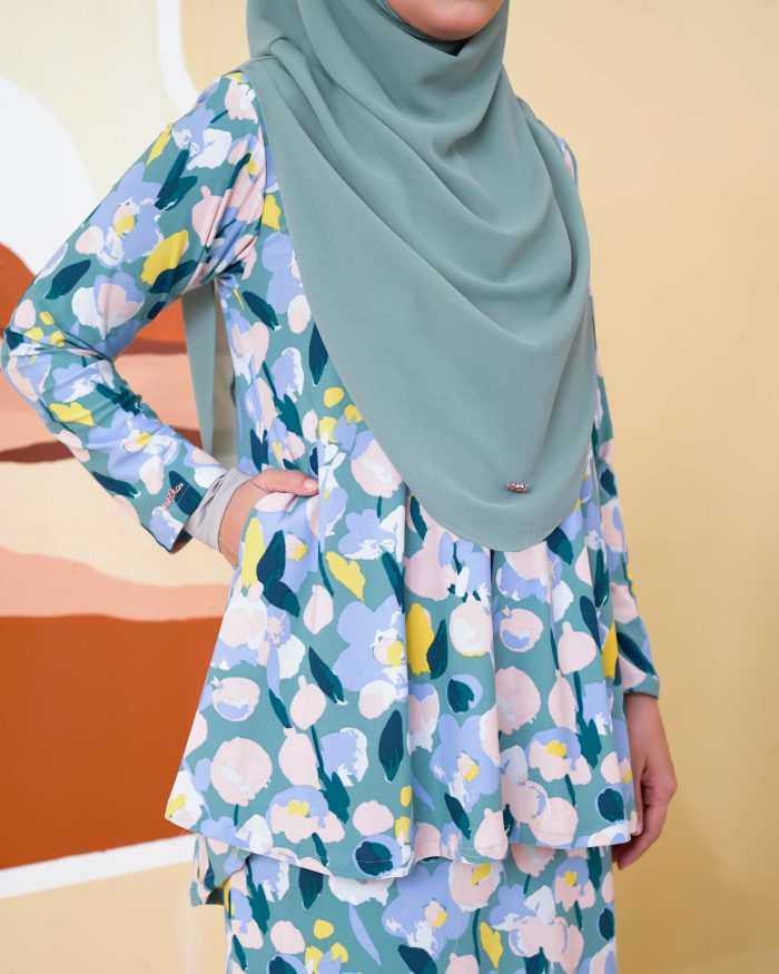 Baju Kurung Lola Printed 2.0 - Vangogh Saffron - Image 4