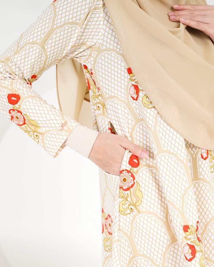 Baju Kurung Lola Printed 2.0 - Roman Summer - Image 3