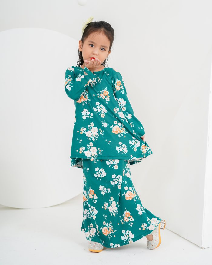 Baju Kurung Lola Printed Kids 2.0 - Vardia Emerald - Image 2